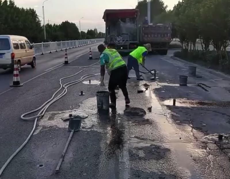 公路压浆施工视频