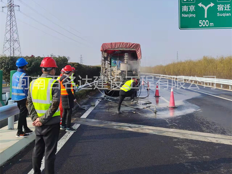 公路压浆施工